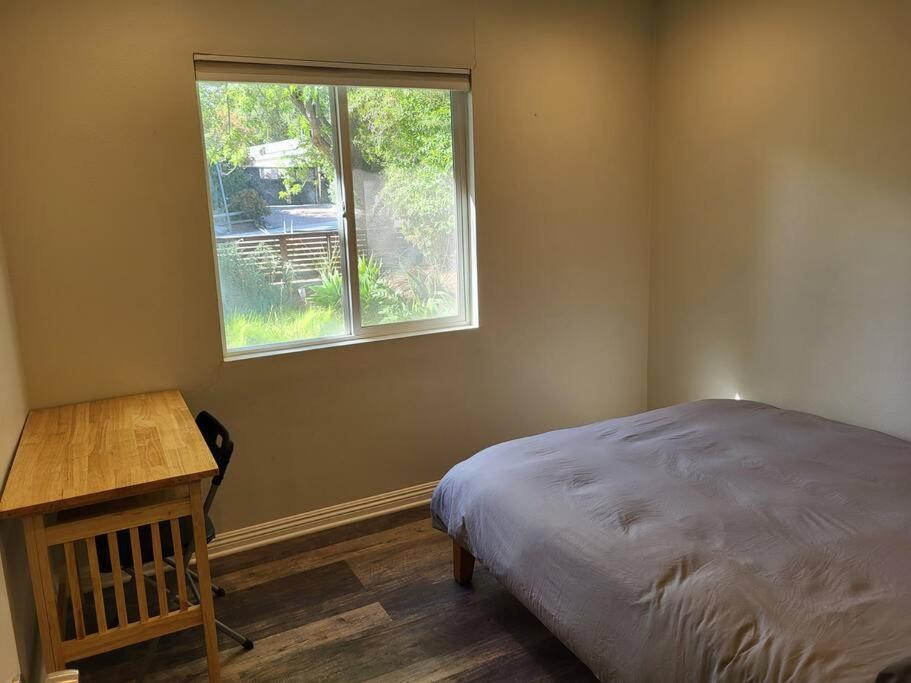 Bouganvilla 4-Bedroom, 2-Baths, Single Family House Thousand Oaks Extérieur photo